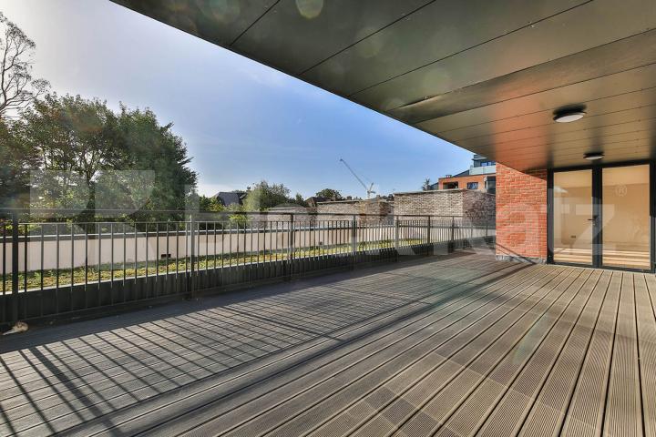 1326sqft 3 bed 3 bath apartment with a huge roof terrace  Tottenham Lane, Crouch End